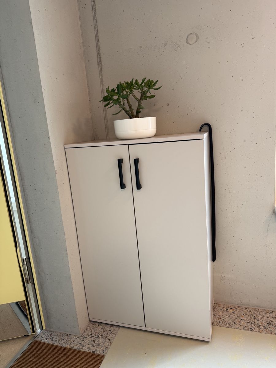 Armoires: Schuhschrank 70/106/33 – D'occasion à Kloten par josuar 1