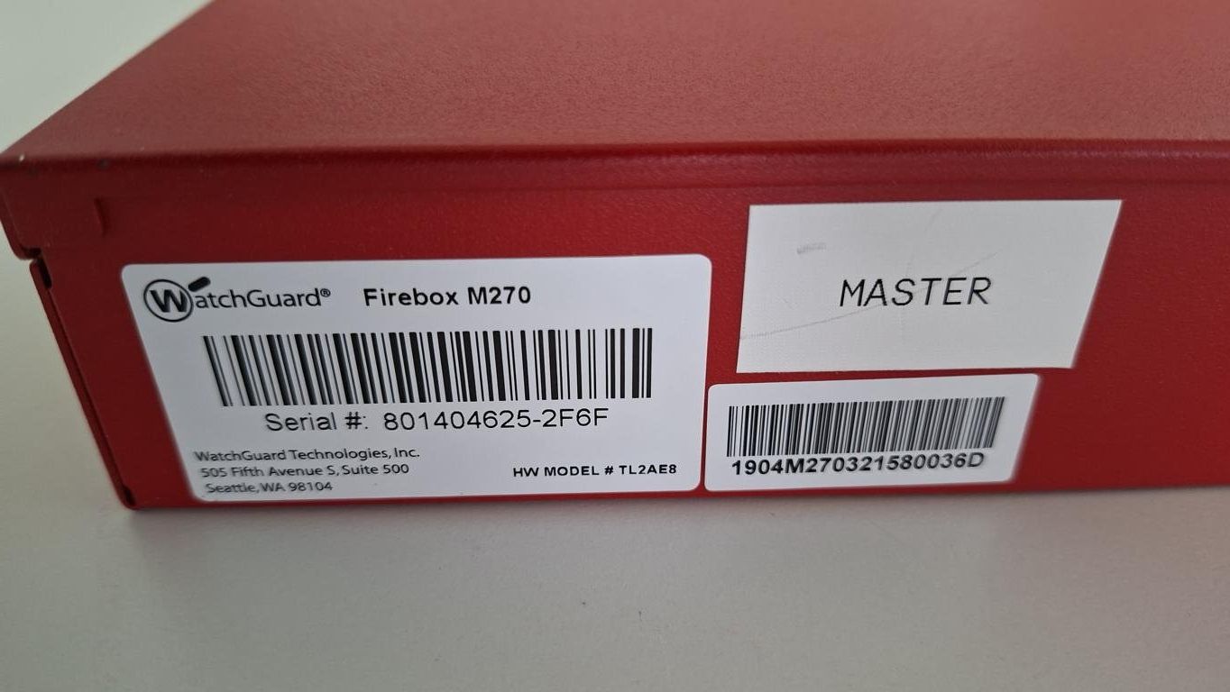 Firewall: WatchGuard Firebox M270  /  2 Stück (MASTER / BACKUP) – Usato da Hünenberg See venduto da Five2twelve 1