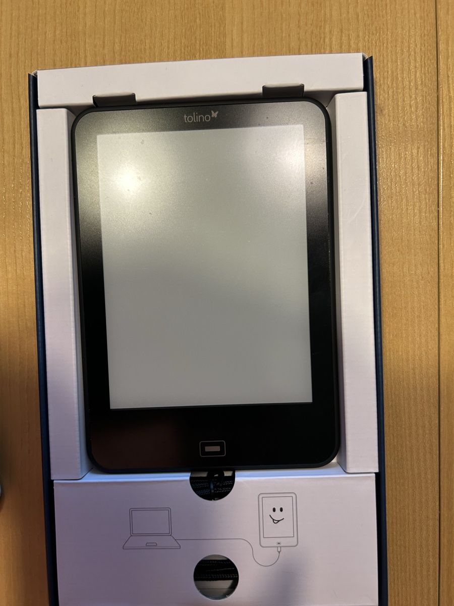Tolino Tablettes PC: Tolino Vision 4 HD E-Reader mit Hülle Neuwertig – Neuf (Voir description) à Zug par nic_klq5 1