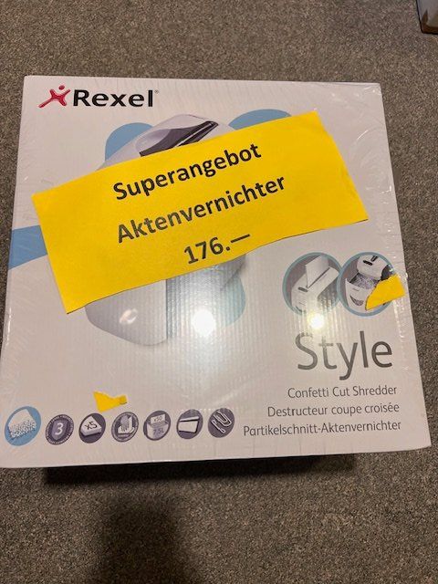 Rexel Distruggi documenti: Aktenshredder neu – Nuovo e nell'imballaggio originale da Bösingen venduto da Guesli1