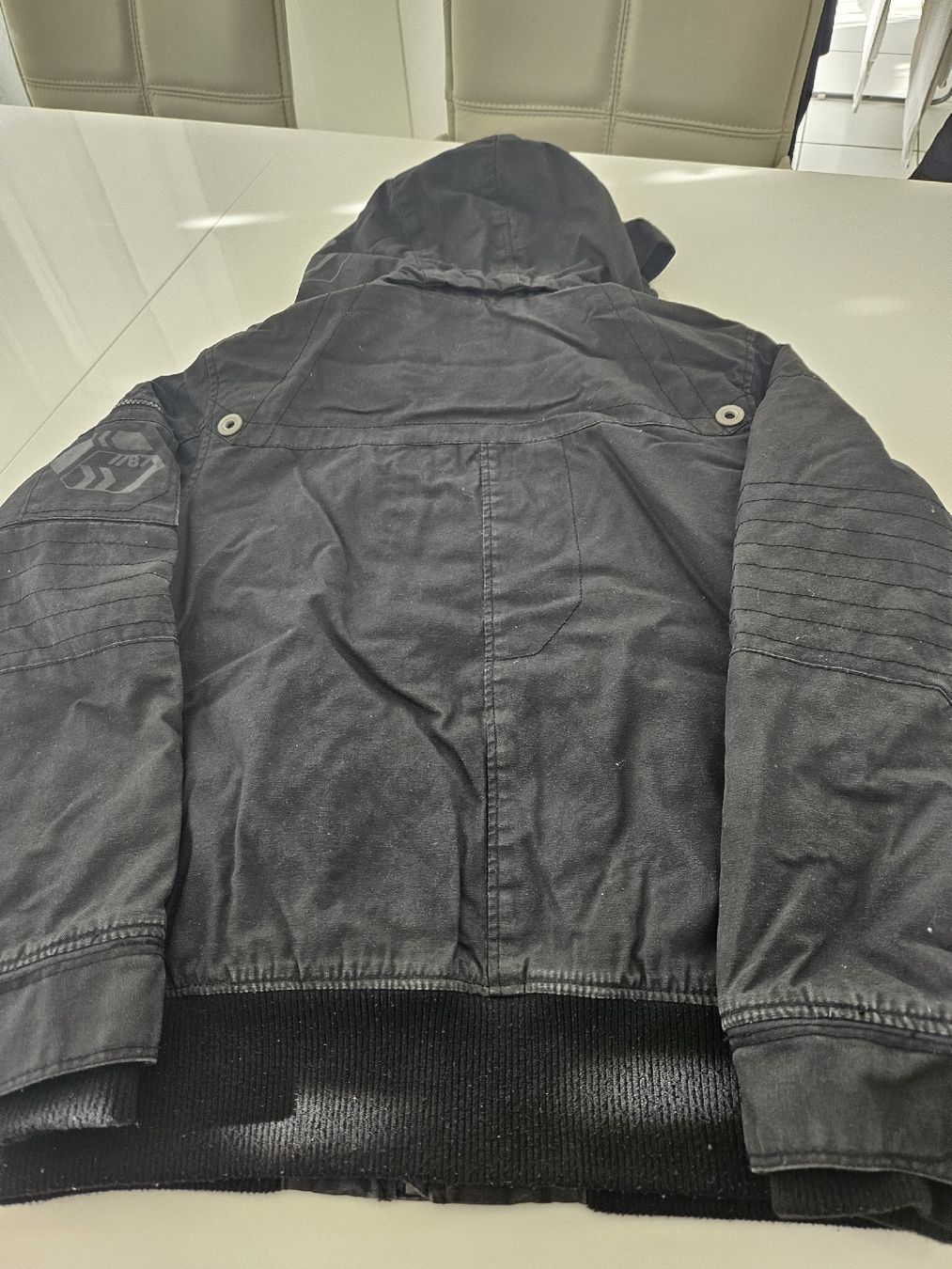 H&M Jacken & Mäntel: Jacke – Gebraucht aus Ostermundigen von Msmash 1
