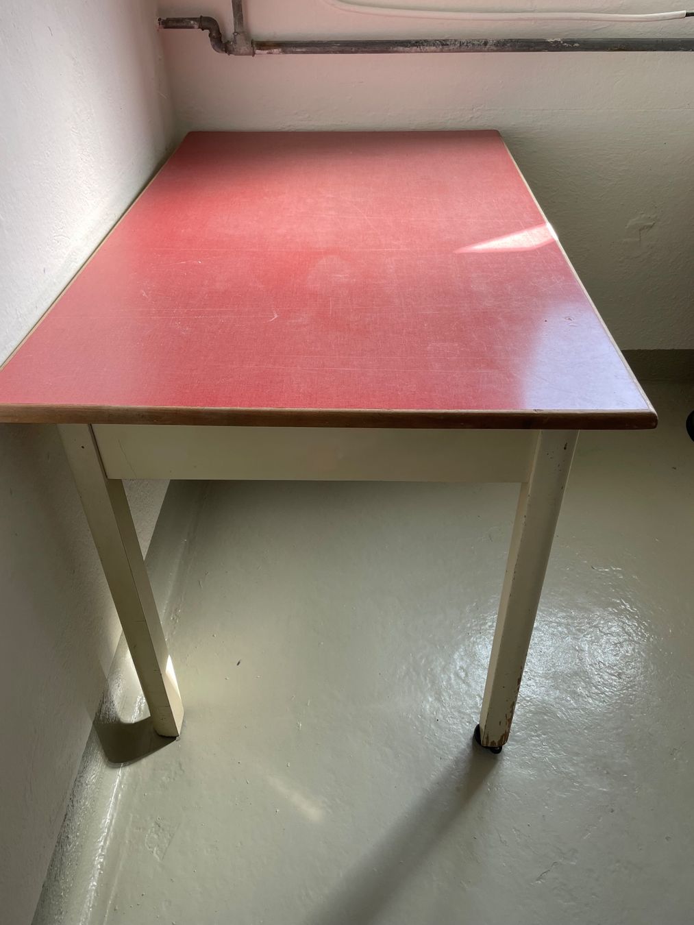 Tische: Tisch – Gebraucht aus Niederweningen von anva69 2