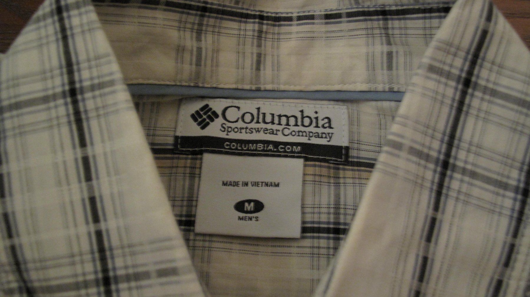 Columbia Camicie: Columbia Wanderhemd Kurzarm/Grösse M – Usato da Berg TG venduto da Volker-Kampfgarten 1