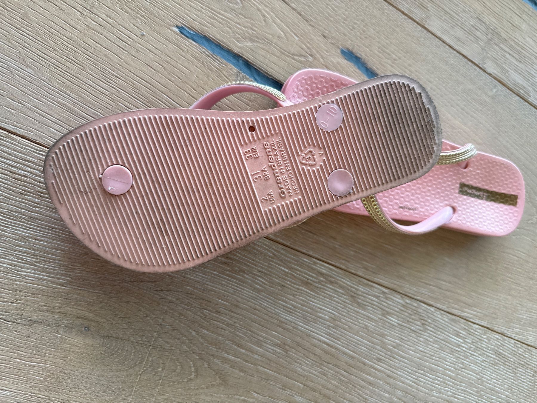 Ipanema Scarpe per ragazze: Ipanema Flip-Flops Gr. 33 – Usato da Himmelried venduto da Dievole 1