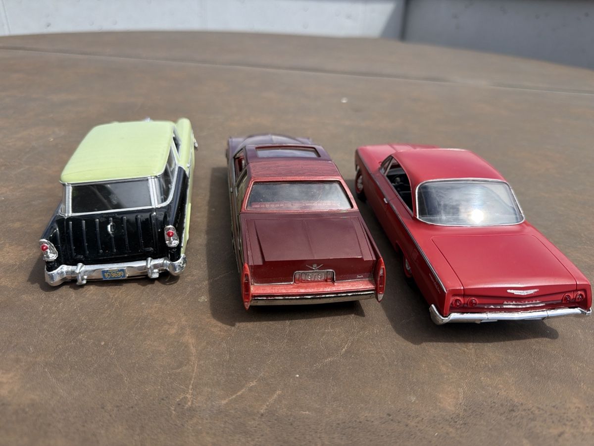 Kits de montage: 3x Ami Oldtimer Bausätze - 1/24 – D'occasion à Wolfwil par Rolex1 5