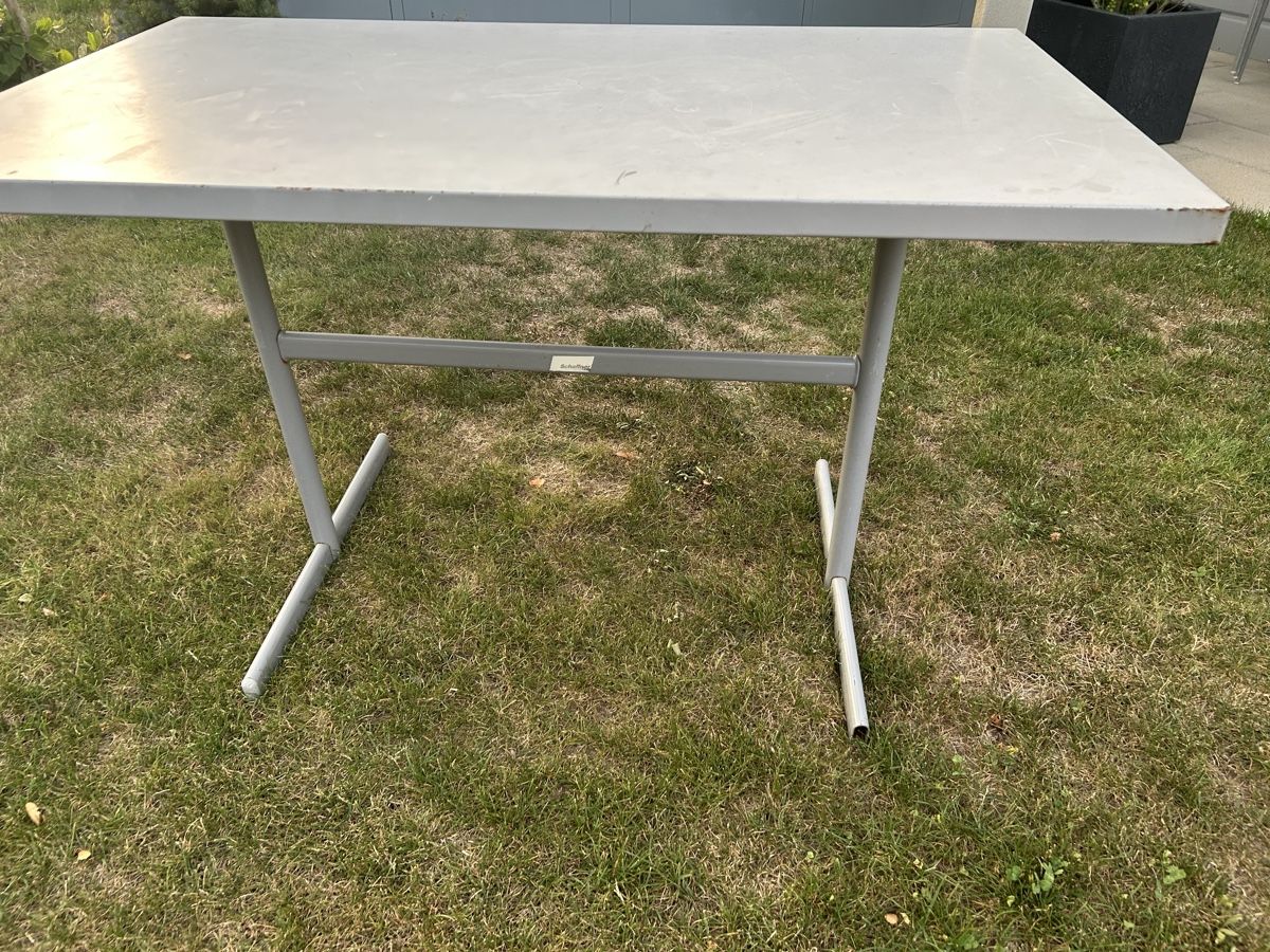 Schaffner Tables: Gartentisch Schaffner – D'occasion à Bassersdorf par marcel.land 1