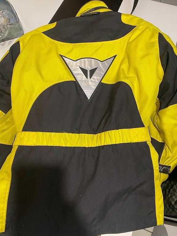 Dainese Giacche: Giacca dainese – Usato da Losone venduto da Col_wtk7 1