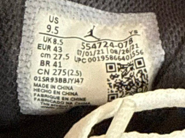 Jordan Herrenschuhe: Air Jordan 1 Light Smoke Grey gr 43 – Neu und originalverpackt aus Muhen von mauyo 6