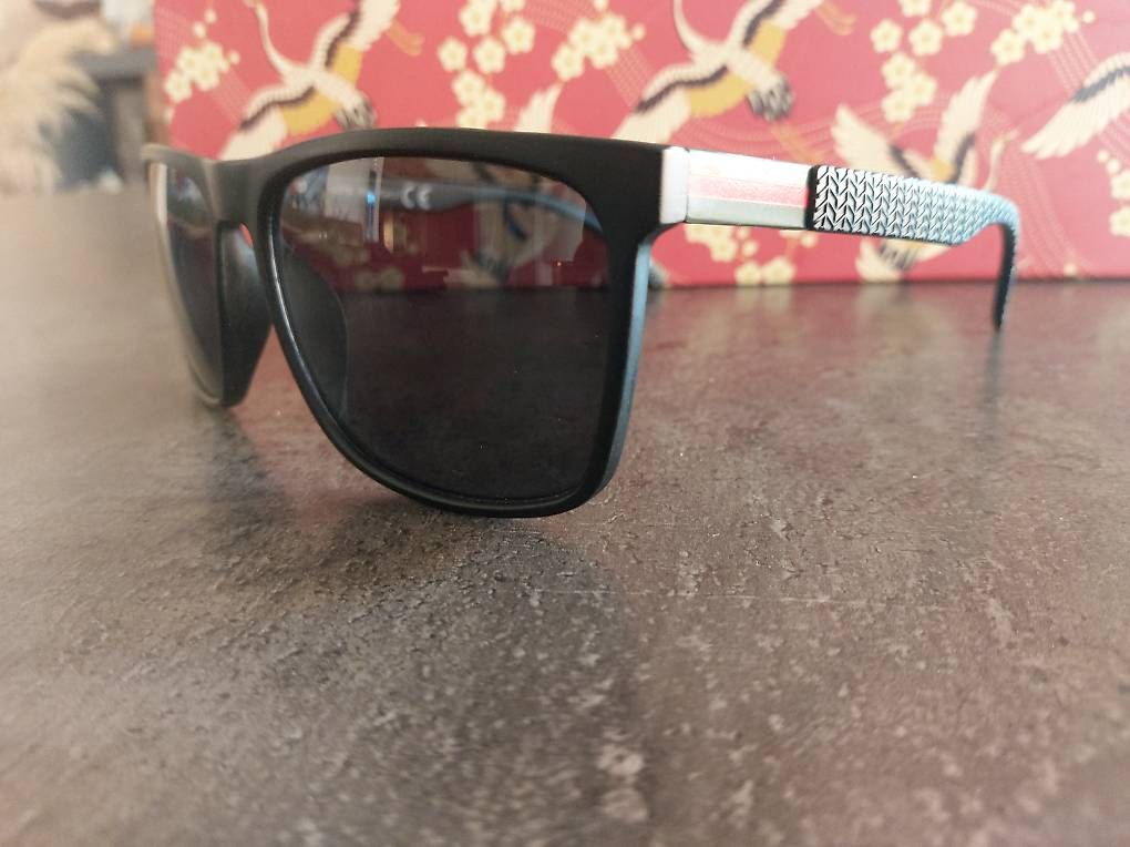Lunettes & Verres: Lunettes solaires lote – D'occasion à Savièse par mag_58f8 1