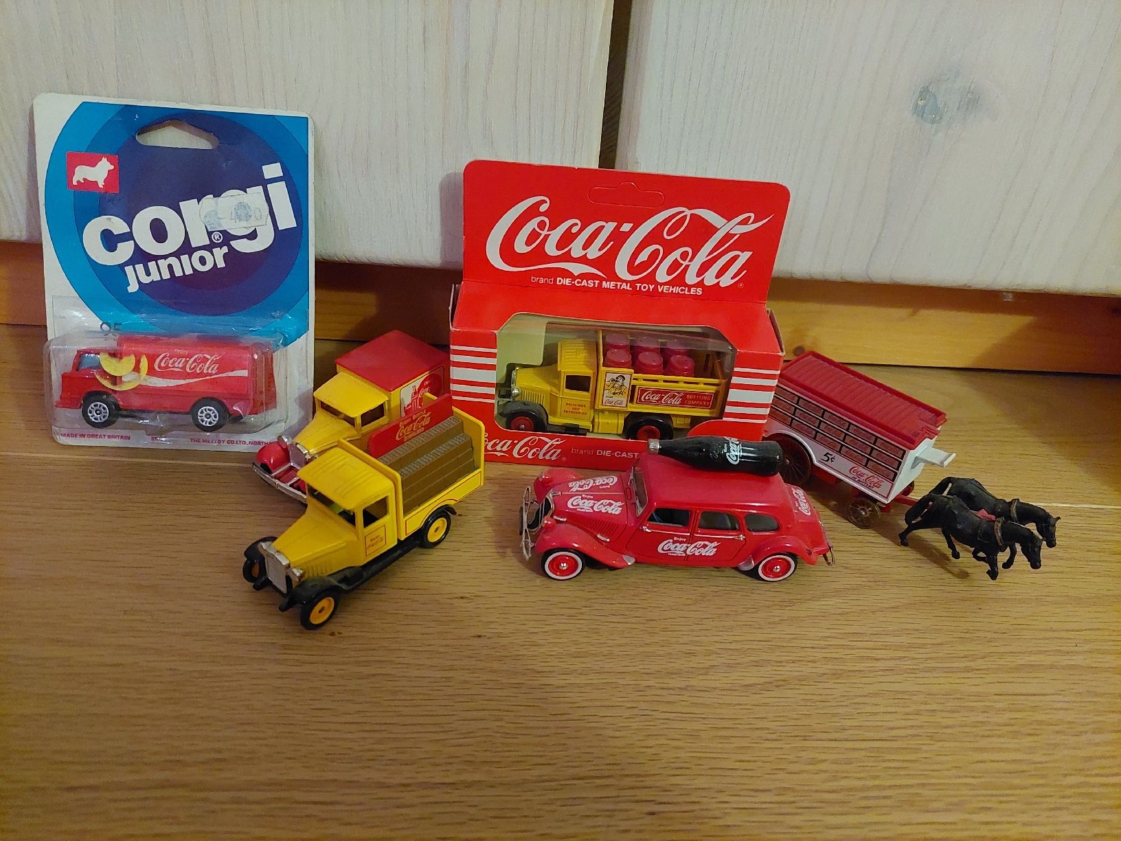 Corgi Toys Modellini d'auto: Modellini Coca Cola Corgi anni '80/'90 – Usato da Davesco-Soragno venduto da Mr.No