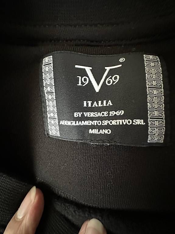 Maglioni & Felpe: Versace Sweatshirt Gr.S wie neu – Usato da Stäfa venduto da DearDarling 3