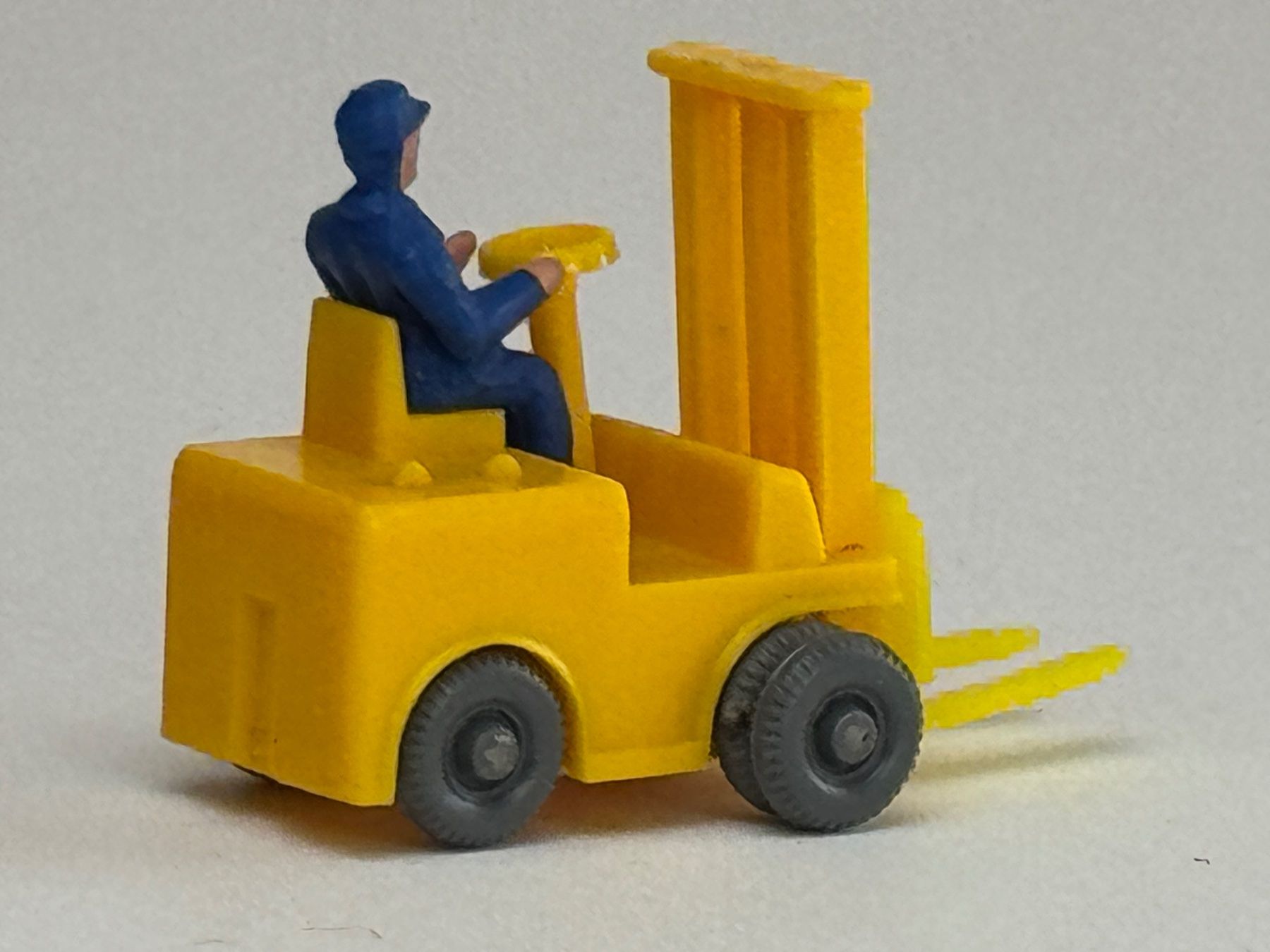 Wiking Modellautos: SG- Wiking Gabelstapler gelb – Gebraucht aus Elm von Wikmtz 1