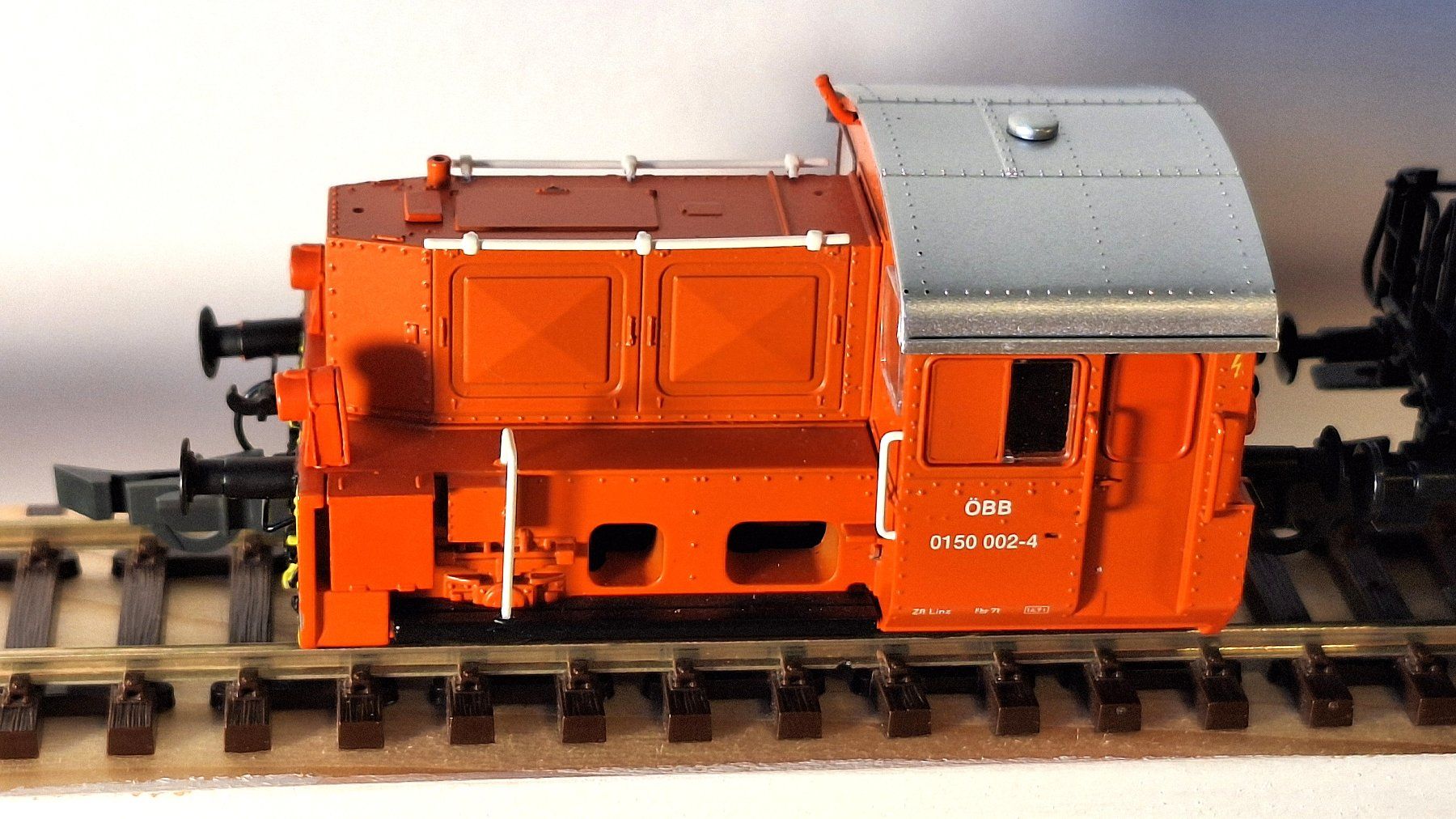 Roco Modellini di ferrovie: ÖBB 0150 Köf mit Dienstzug – Usato da Bern venduto da BahnliebhaberRe420 3