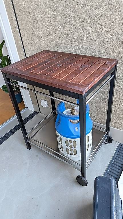 Ikea Tische: Ikea Klasen – Gebraucht aus Zürich von SBZR 2