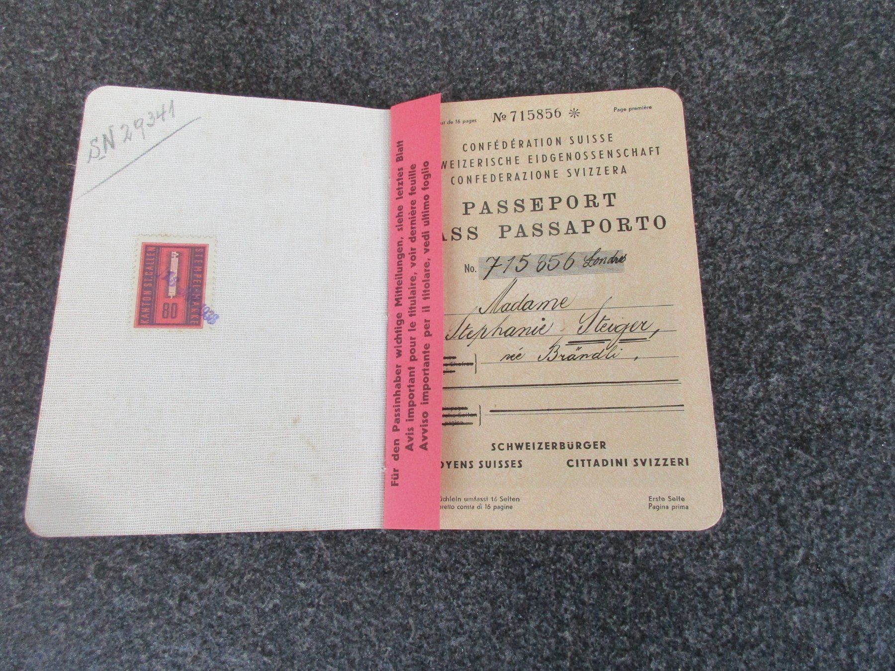 Documenti: Antiker Schweizer Pass – Usato da Frick venduto da  1