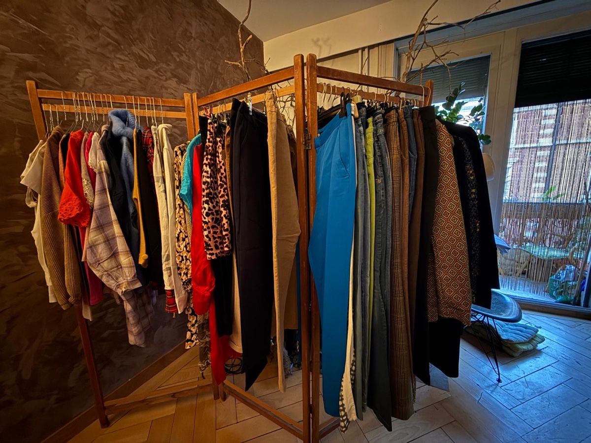 Lotti di vestiti: Kleider und Accessoires  – Usato da Zürich venduto da ben_tz2b 8