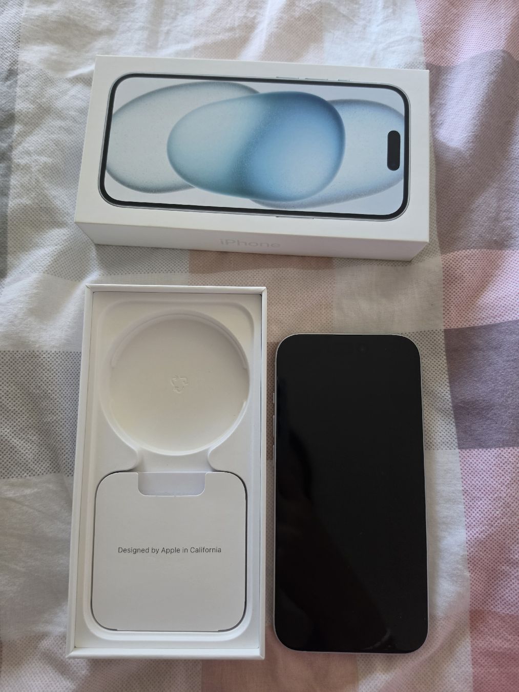 Apple Telefoni cellulari / Smartphones: IPhone 15 blue – Usato da Begnins venduto da dia_m6l2 2