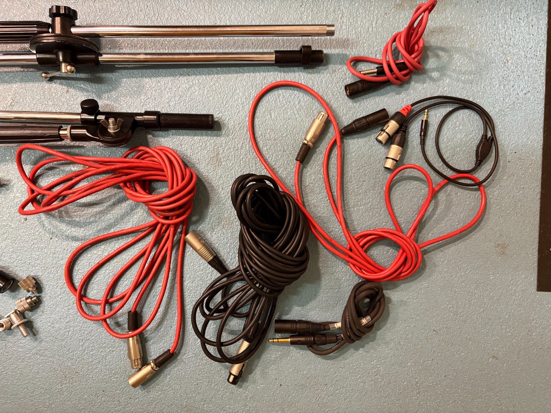 Microfoni: Mikrofon Ständer Stative XLR-Kabel Zubehör – Usato da Obfelden venduto da boletus03 1