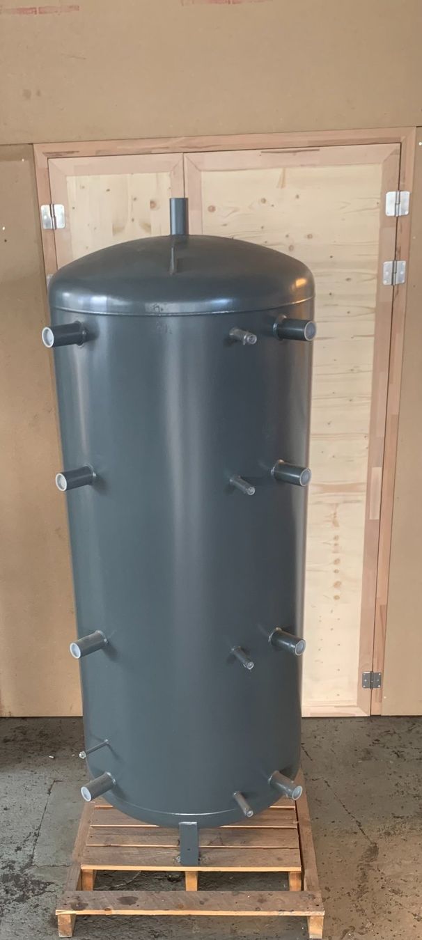 Sanitari: Pufferspeicher 1000L – Nuovo (secondo la descrizione) da Oberburg venduto da Maschinenbau 4