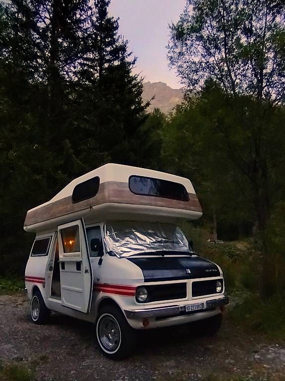 Véhicules de camping: Bedford CF250 Campervan – D'occasion à Mont-sur-Rolle par ScaleFlyer 4