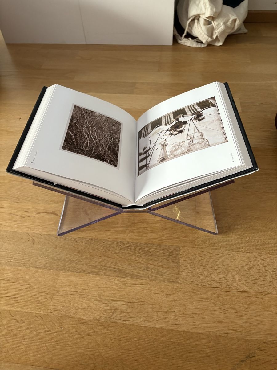 Tutte le decorazioni: TASCHEN Buchständer Plexiglas – Usato da Zürich venduto da ellegant_ 5