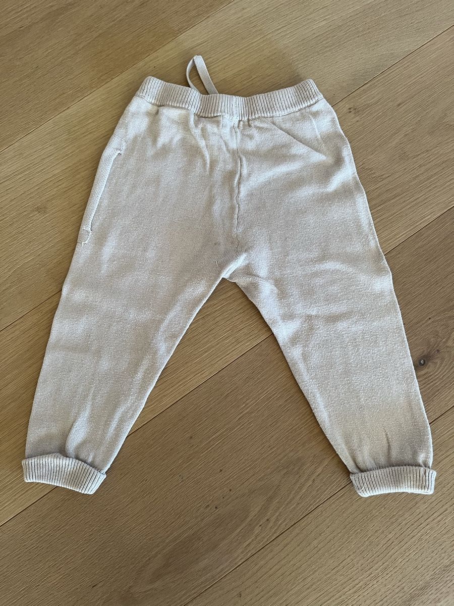 Zara Pantaloni: Zara knitted trousers, size 2-3 years – Usato da Planken venduto da R4gskL7 2