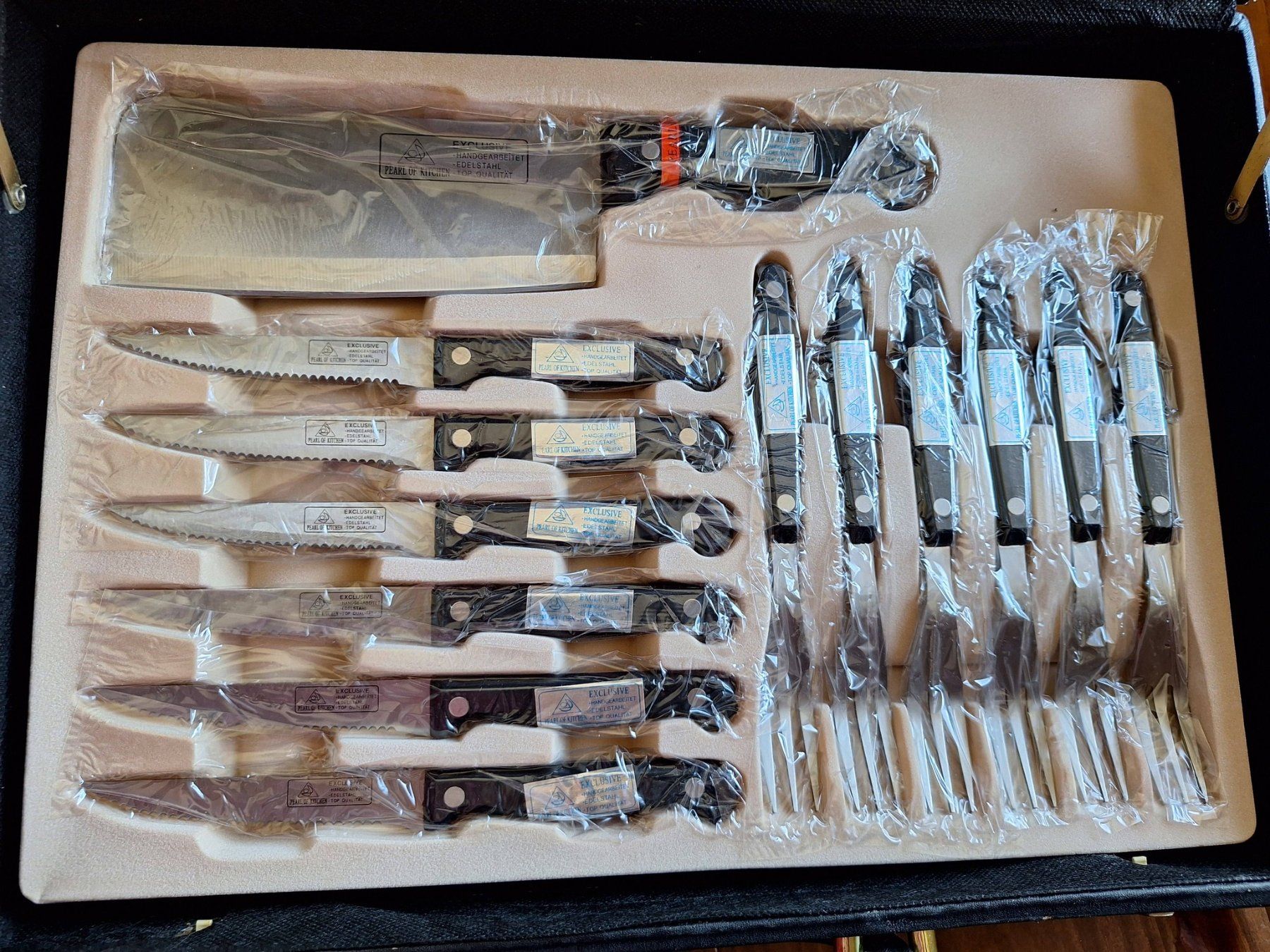 Set di posate: Malette de couteaux et services – Nuovo e nell'imballaggio originale da St-Séverin venduto da nanou00 1