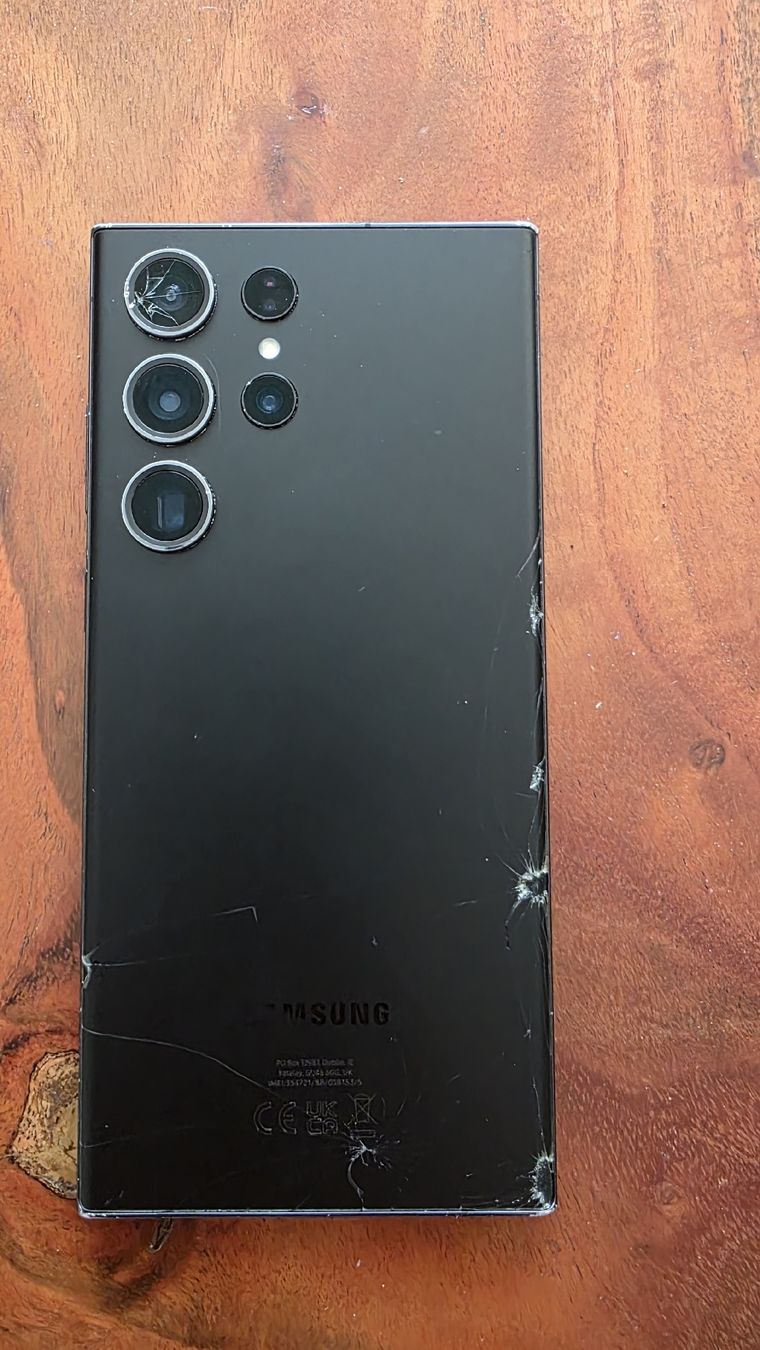 Samsung Telefoni cellulari / Smartphones: Samsung Galaxy S23 Ultra – Usato da Thun venduto da remyi 2