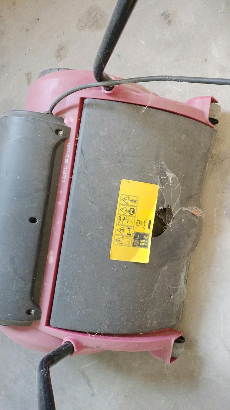 Bodenbearbeitungsgeräte: Vertikutierer, elektrisch, Rasenpfleger – Gebraucht aus Humlikon von Frango02 1