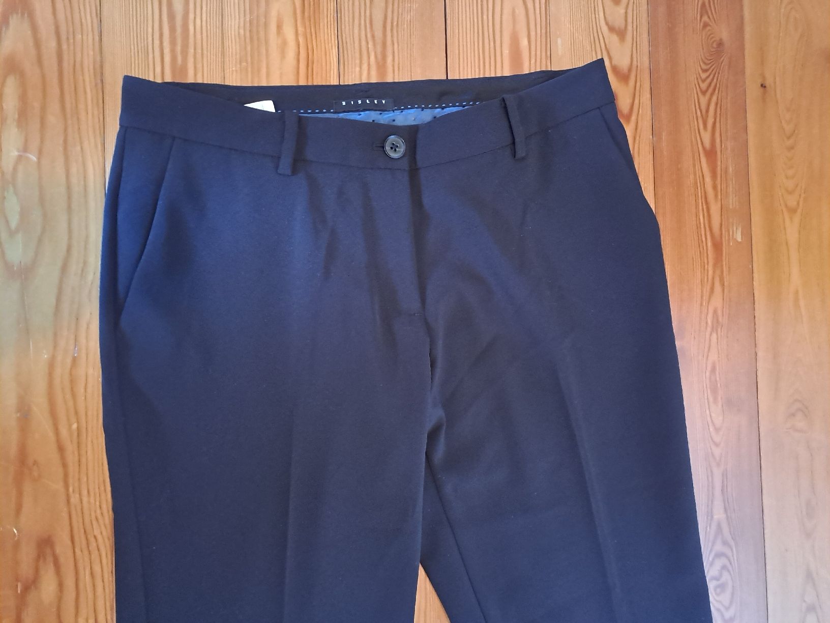 Sisley Pantaloni: Pantaloni eleganti neri Sisley – Nuovo (secondo la descrizione) da Breno venduto da ann_rbw5 1