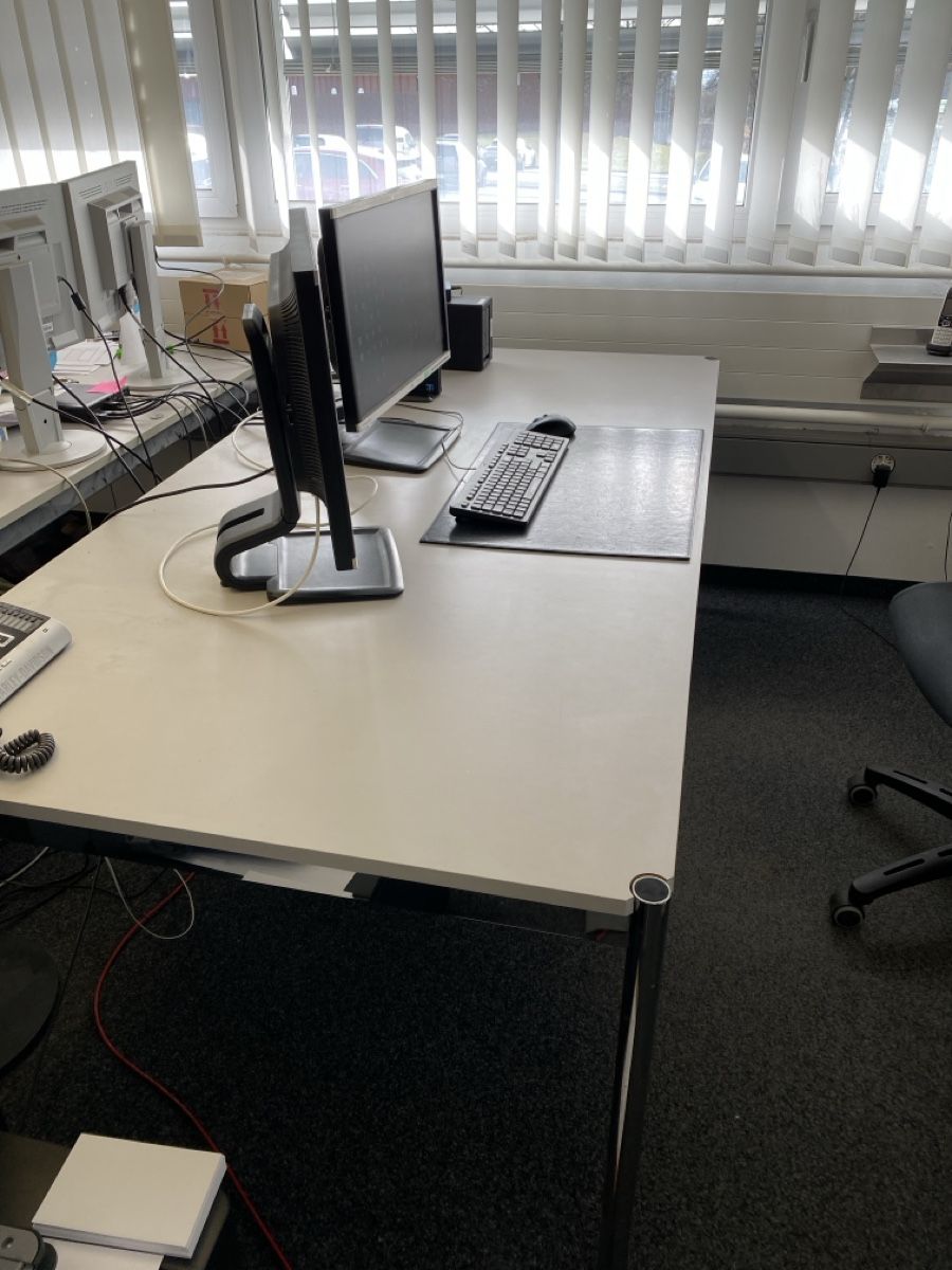Scrivanie: USM Bürotisch – Usato da Affoltern am Albis venduto da Sherif02