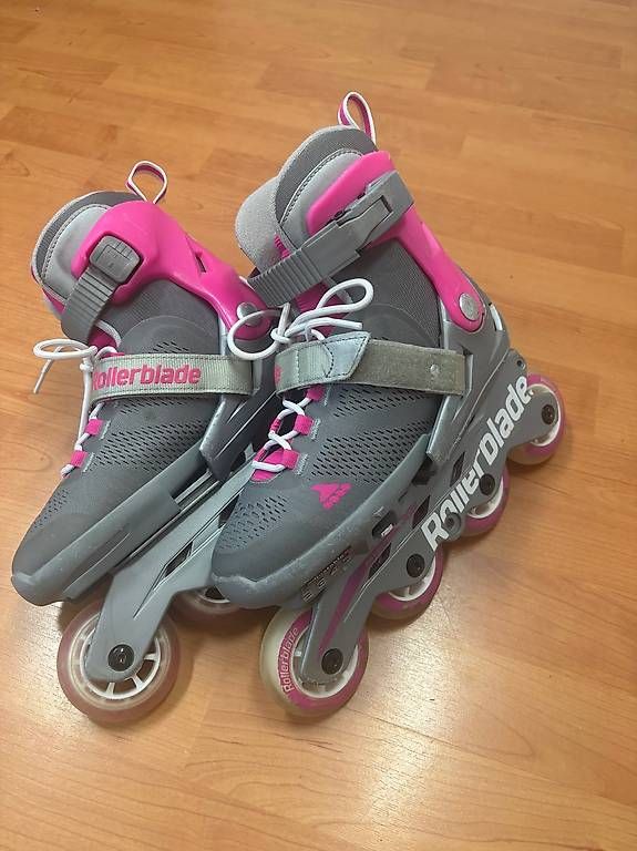 Pattini in linea & Pattini a rotelle: Rollerblade verstellbar 33-36 – Usato da Küttigen venduto da san_2x92 2