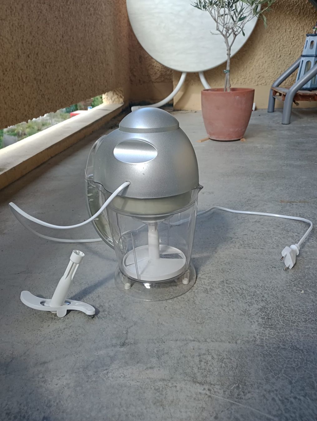 Küchengeräte: Mixer/Multizerkleinerer – Gebraucht aus Wädenswil von Mirm1.0