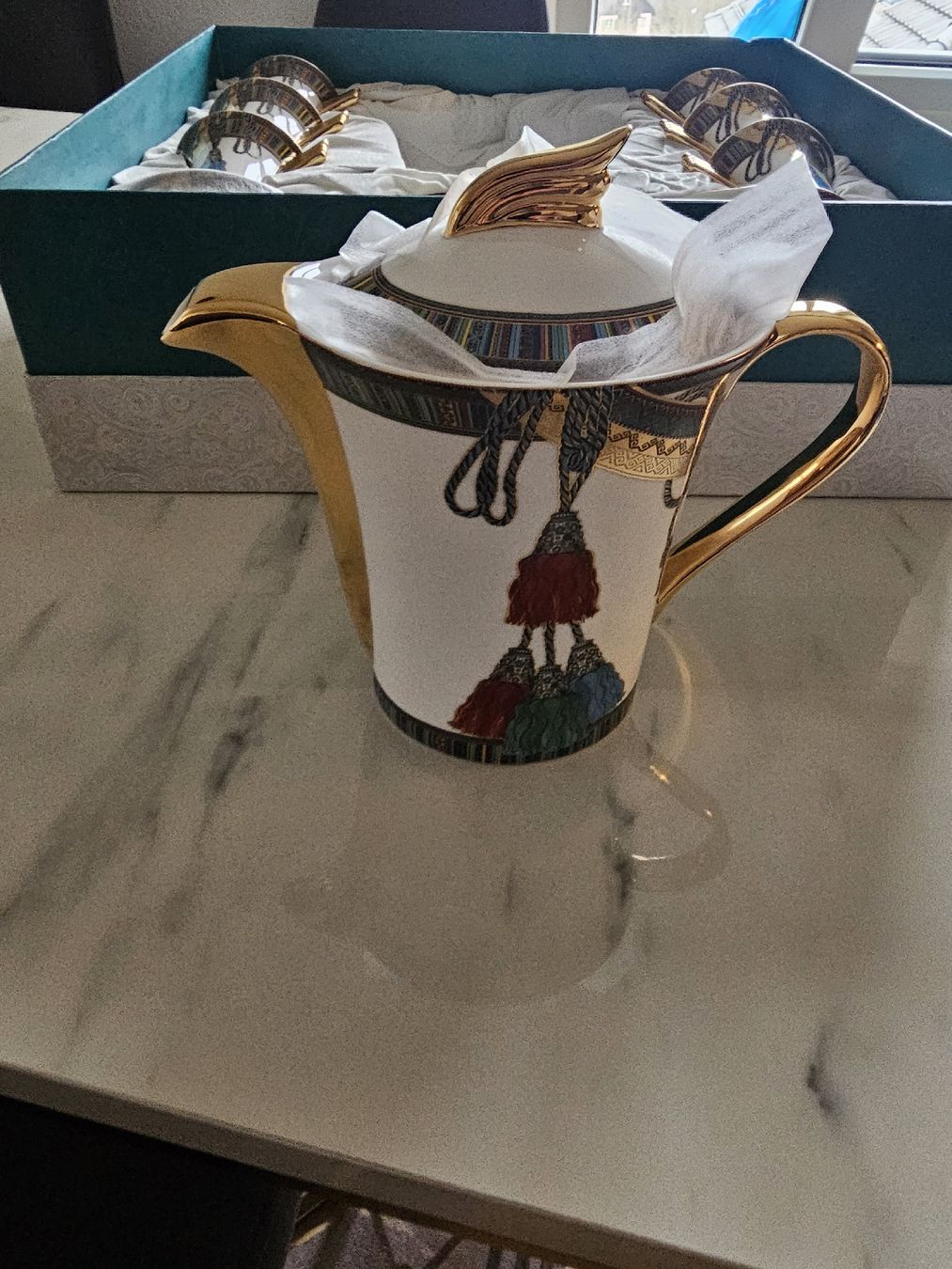 Set di piatti: Edles Kaffeeservice  - unbenutzt im Originalkarton! – Nuovo e nell'imballaggio originale da Aeugstertal venduto da Levo84 5