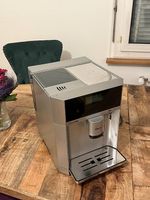 Caffe Maschine.  Köening