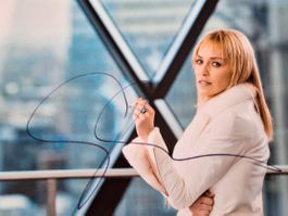Sharon Stone - Original in person Autogramm auf Foto