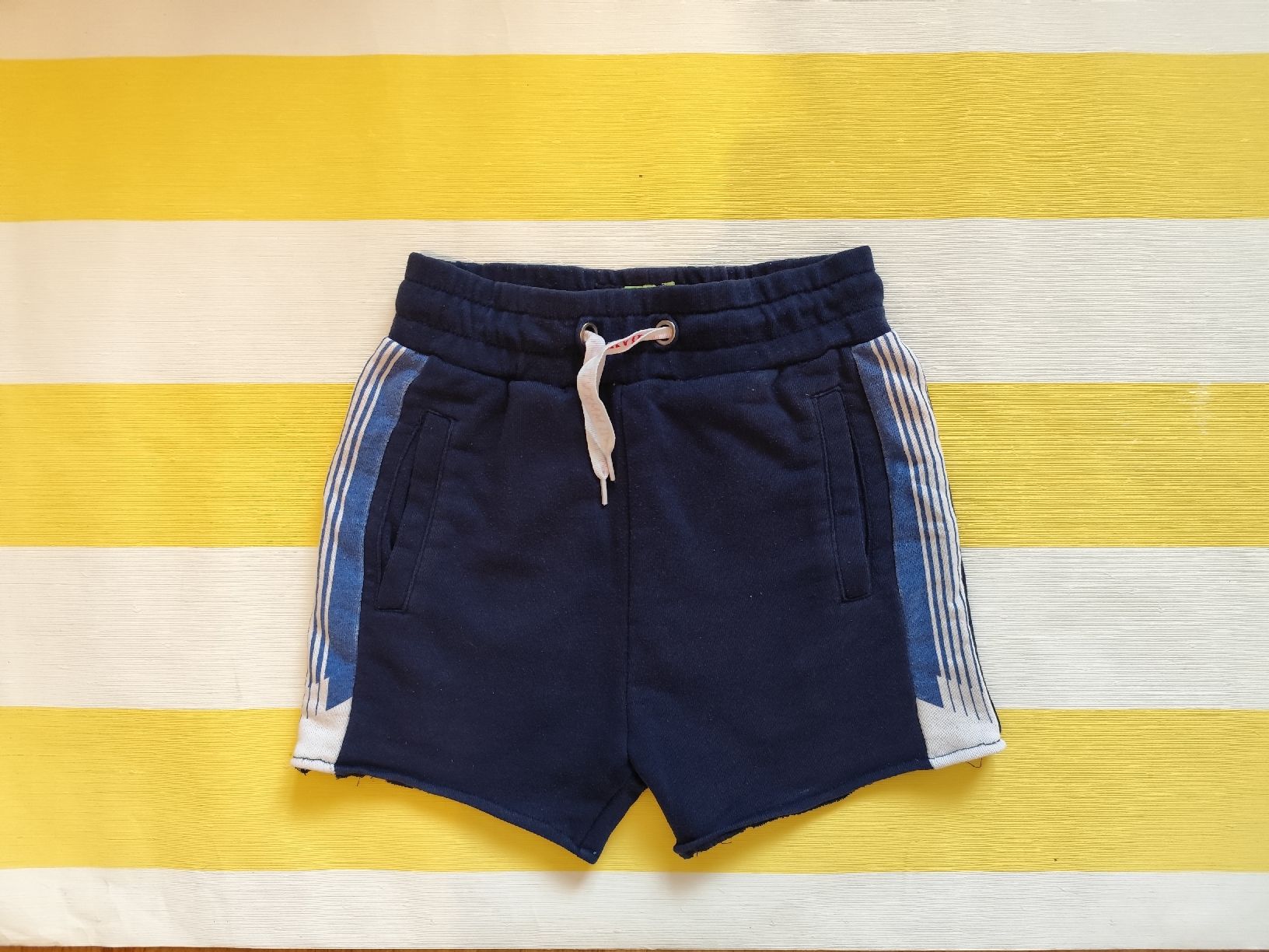 Pantaloni: Hose. Gr.3/4 – Usato da Widen venduto da isa_zz9b