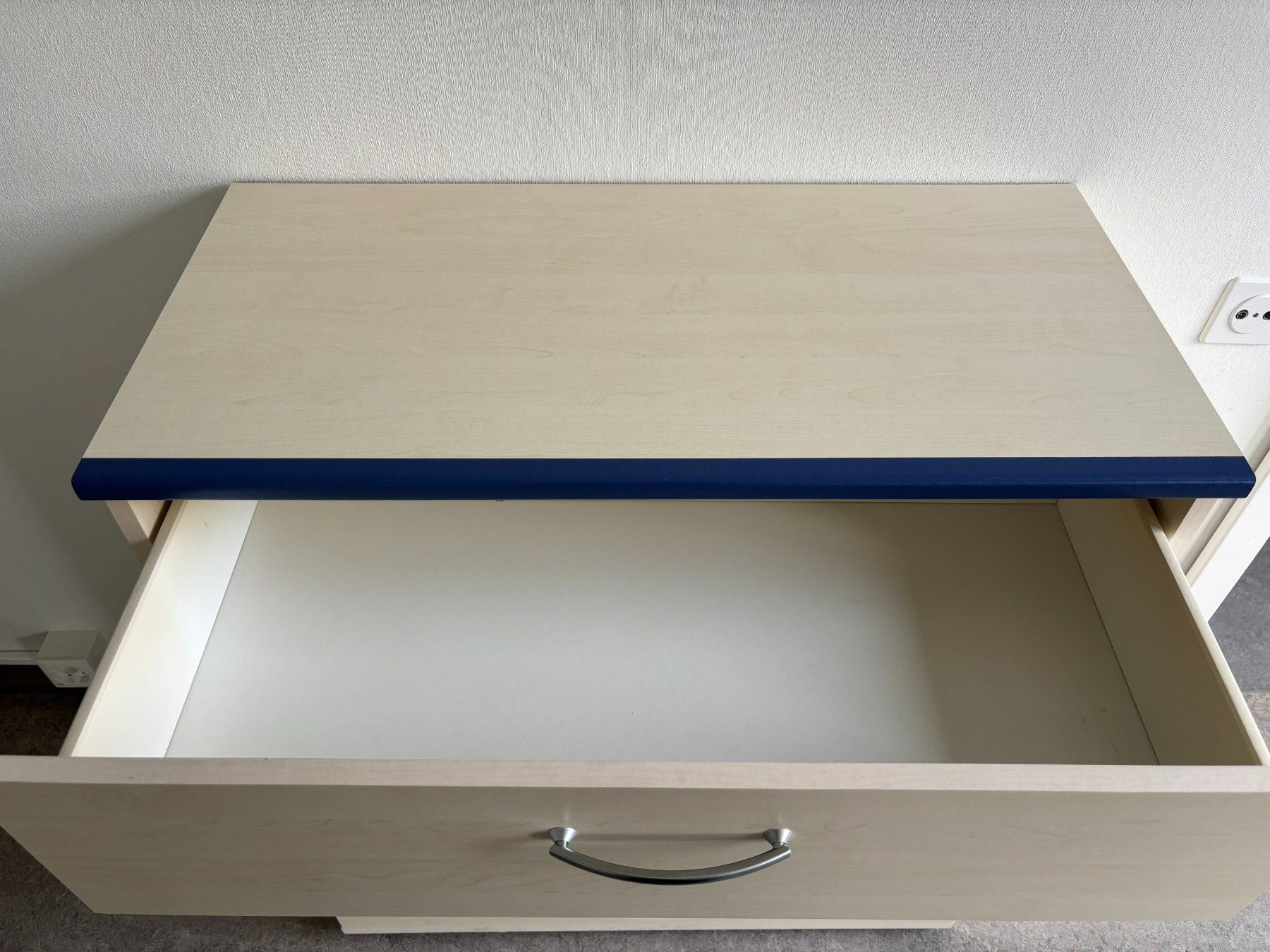 Kommoden: Kommode mit vier Schubladen (ca. 80x90cm), guter Zustand – Gebraucht aus Oberbuchsiten von nfl_s9qd 4