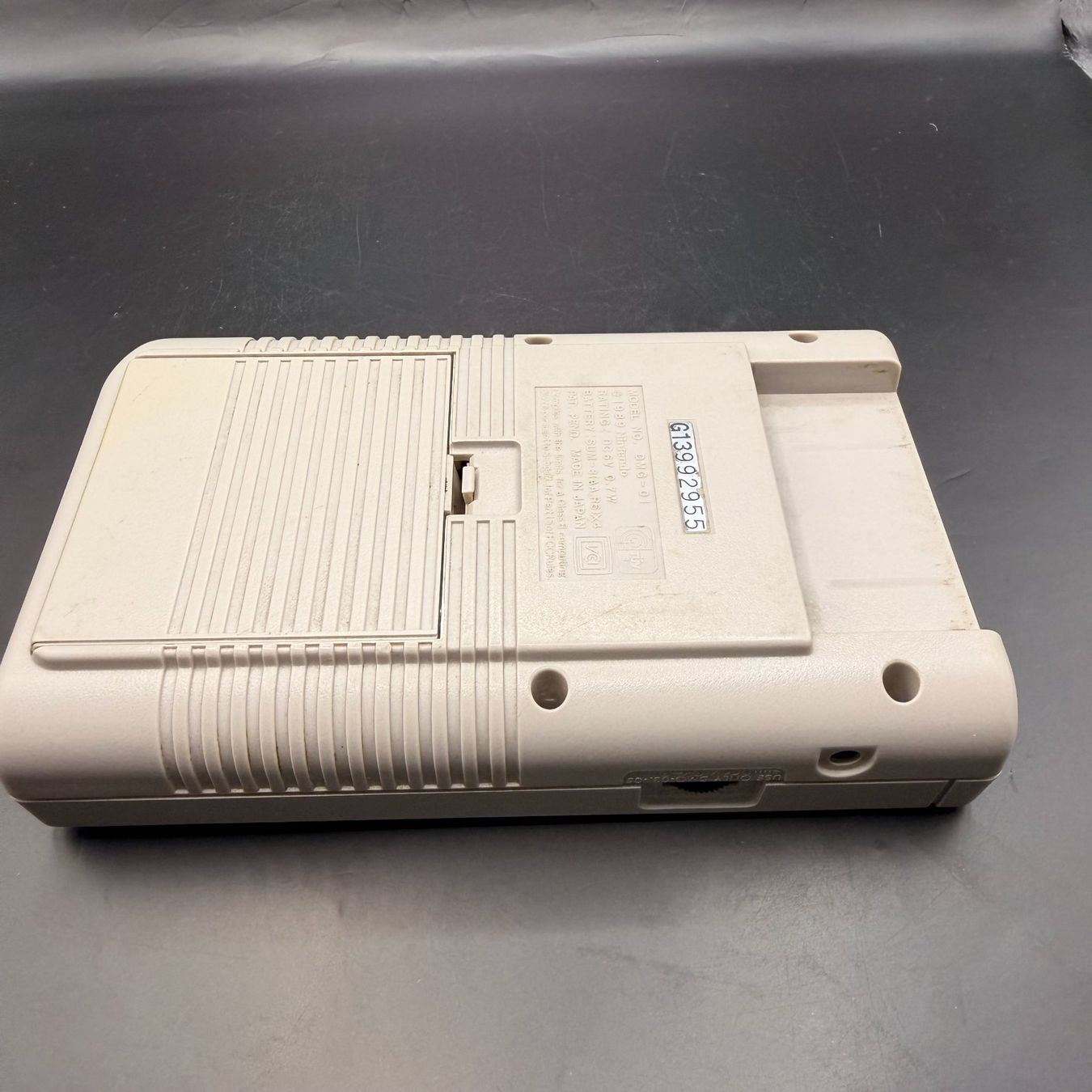 Nintendo Konsolen: Nintendo Game Boy Classic DMG-01 – Defekt aus Düdingen von Nerdworld 7