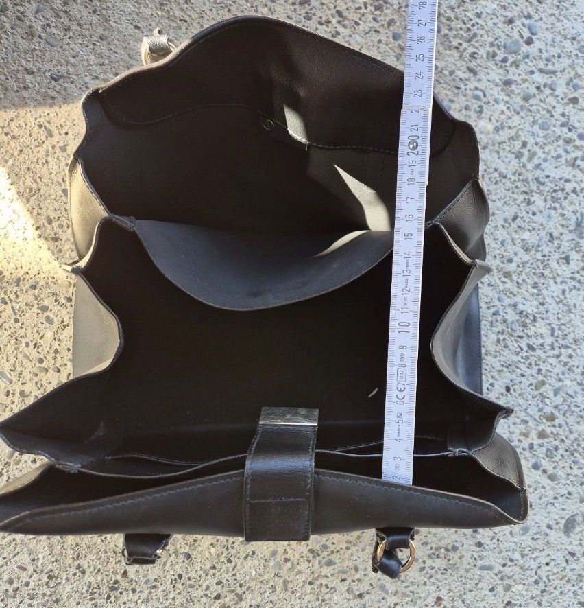 Furla Borse da donna: Original Furla Lederhandtasche in Schwarz – Usato da Bülach venduto da VP7773 3