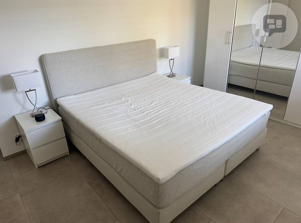 Betten: IKEA Boxspringbett 180x200   Top Zustand – Gebraucht aus Bäretswil von klknispel