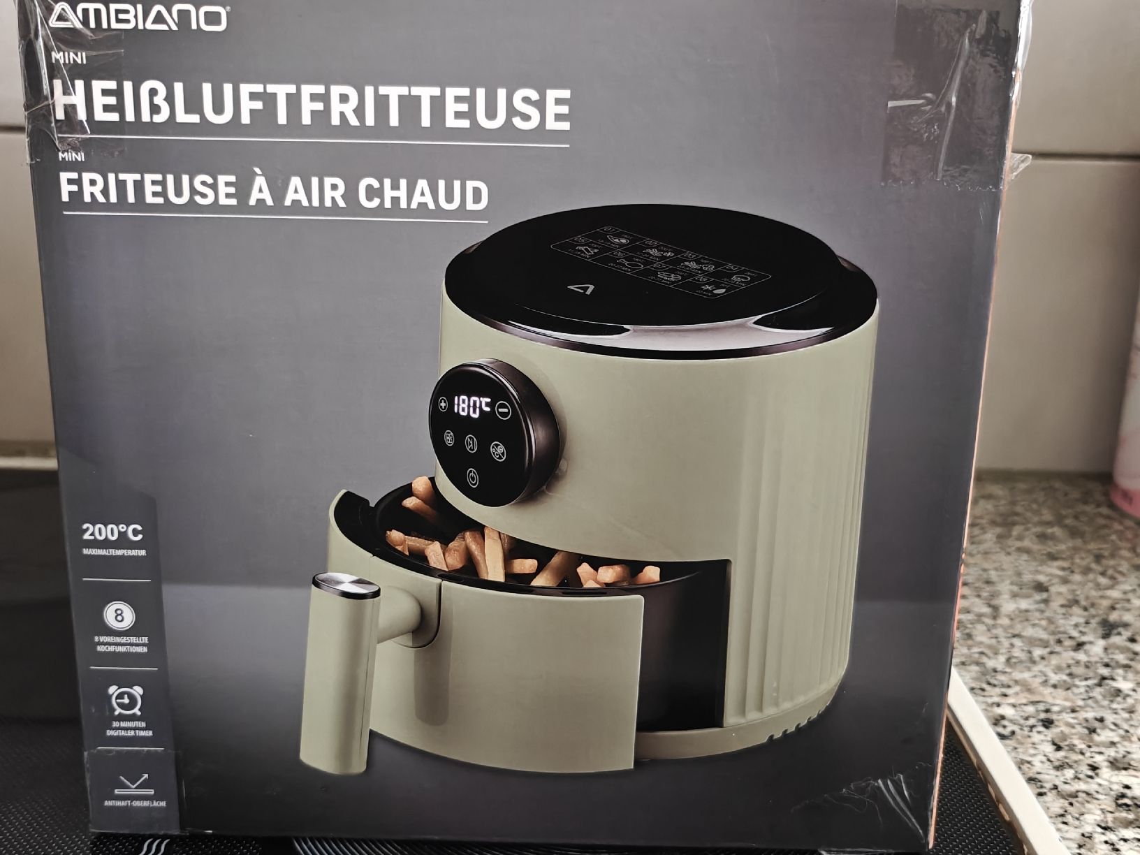 Ambiano Elettrodomestici da cucina: AMBIANO Mini Heissluftfritteuse - 200°C, 1.2L, Touchscreen  – Nuovo e nell'imballaggio originale da Kloten venduto da LadyStrolchi
