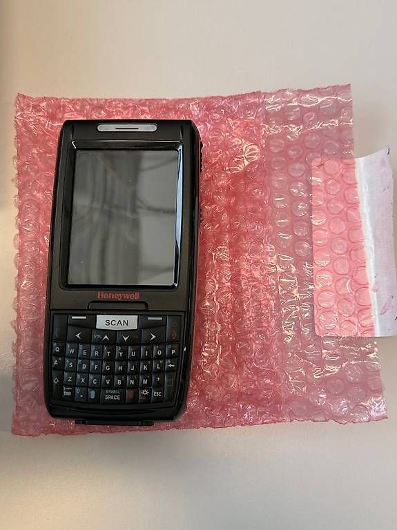 Palmari: Honeywell Dolphin 7800 – Usato da Aesch BL venduto da XATOS