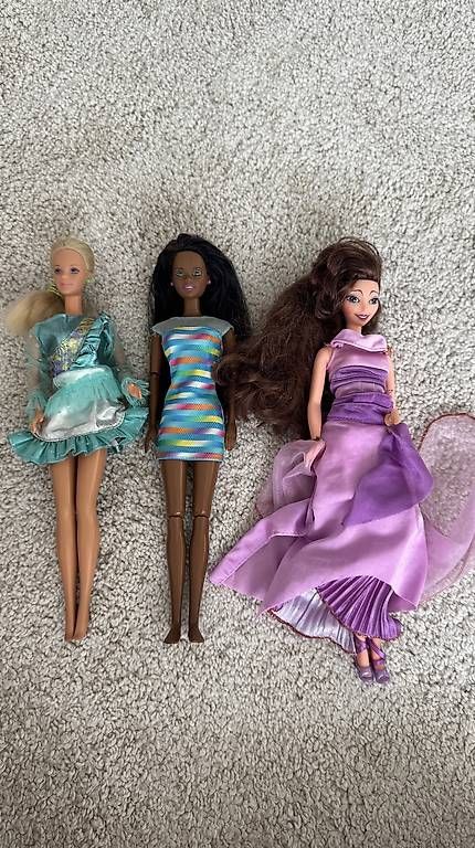 Bambole: Div. Barbies & Ken aus den 200er – Usato da Steinhausen venduto da inmumi 1