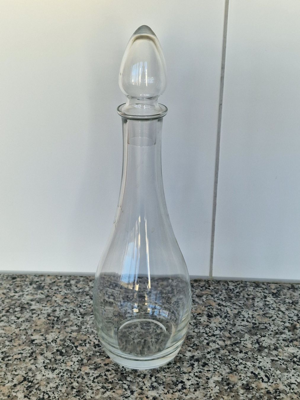 Caraffe: Elegante Weinkaraffe / Weincaraffe aus Glas – Usato da Berikon venduto da Bifi7