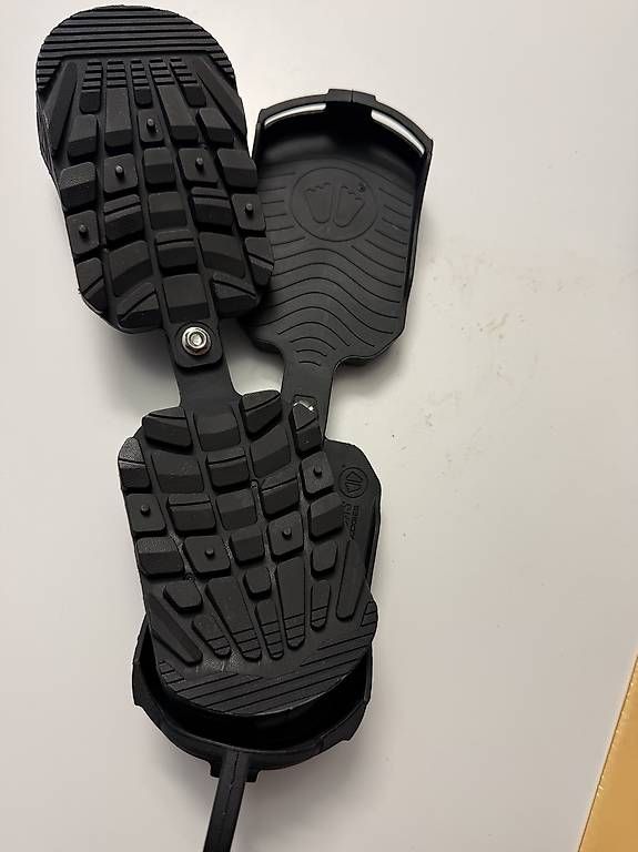 Scarpe da uomo: Skischuhe Laufsohle – Usato da Jona venduto da 19sandro70 2