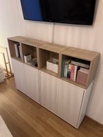 Holz-Kommode mit Stauraum