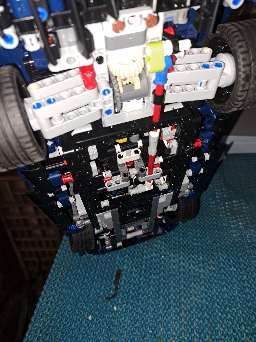 Lego Kit di costruzioni: LEGO® Technic 42093 Ford GT,  – Usato da Kölliken venduto da Upcycling-by-Mc-TAM 5