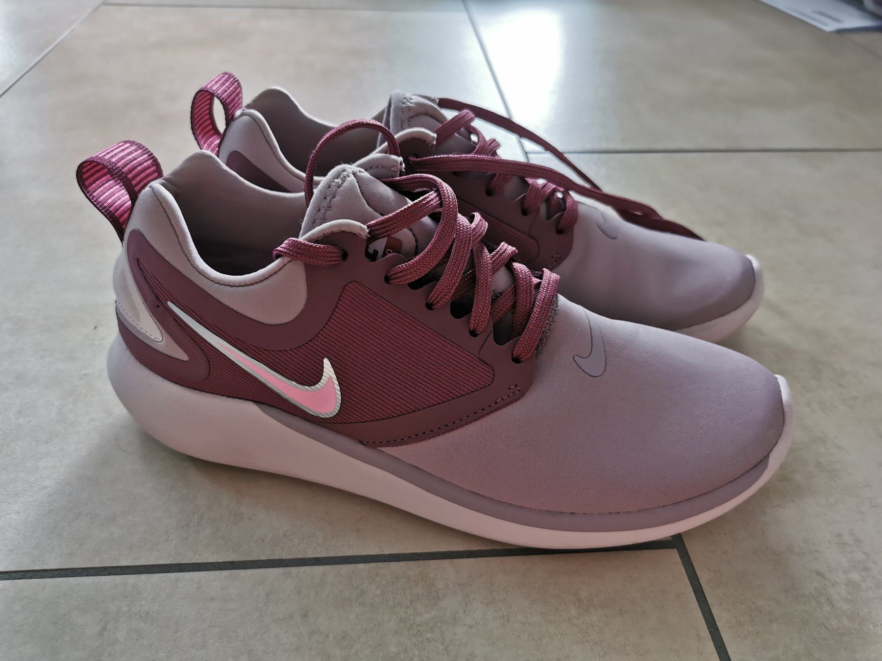 Nike Scarpe da donna: Nike LUNARSOLO - Grösse 39 – Nuovo (secondo la descrizione) da Rickenbach b. Wil venduto da VeryLovelyThings 2