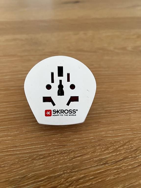 SKROSS Unità & Adattatore: Diverse Reisestecker / -adapter – Usato da Oberwil-Lieli venduto da Jo-Ke 2